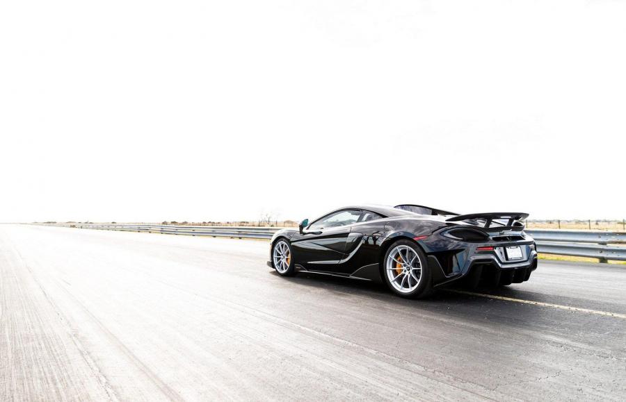  McLaren 600LT HPE1000 by Hennessey 2019 года  (фото 7 из 34)